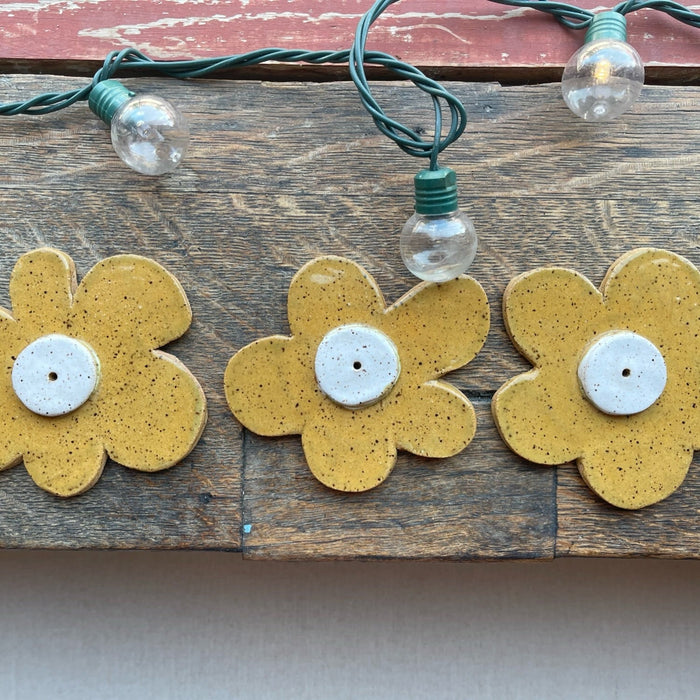 Daisy Incense Holder in Mustard/White