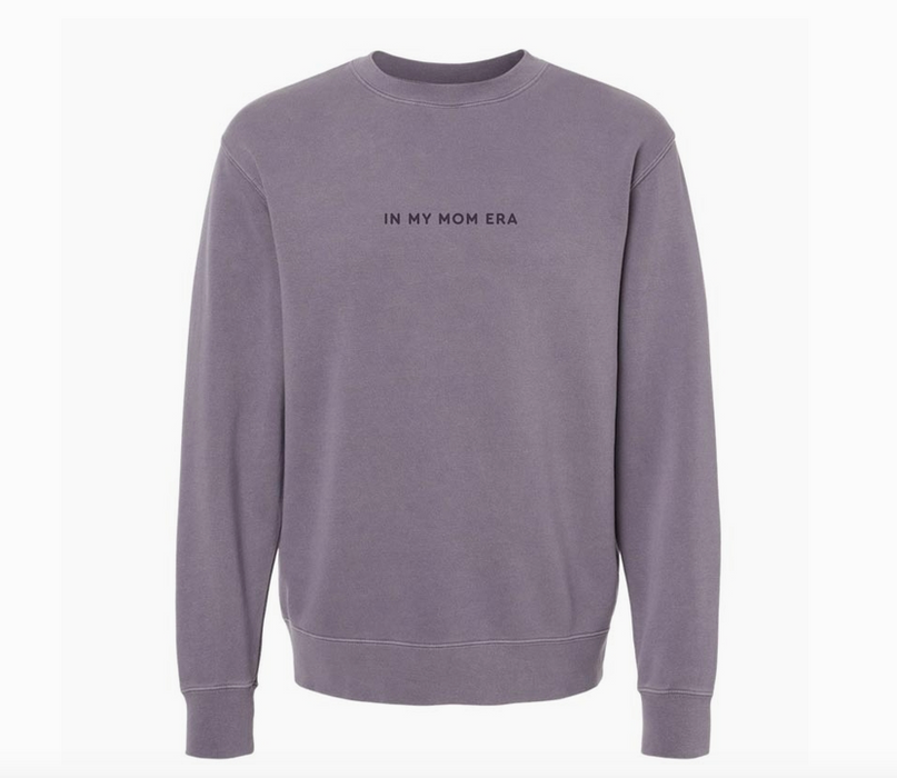 Mom Era Sweatshirt in Washed Plum